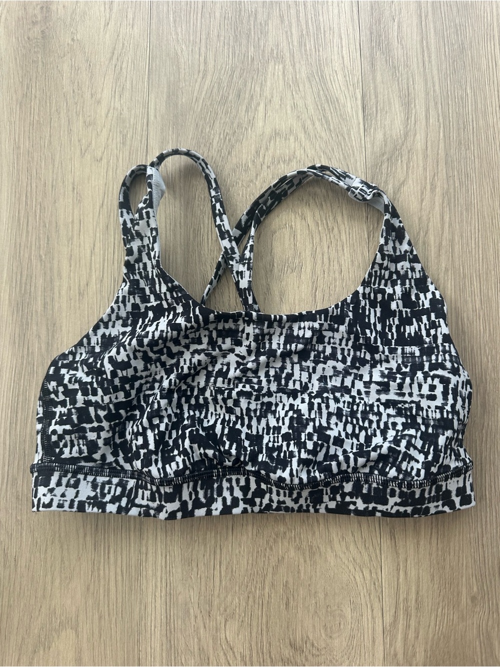 lululemon athletica Black & White Abstract Print Sports Bra